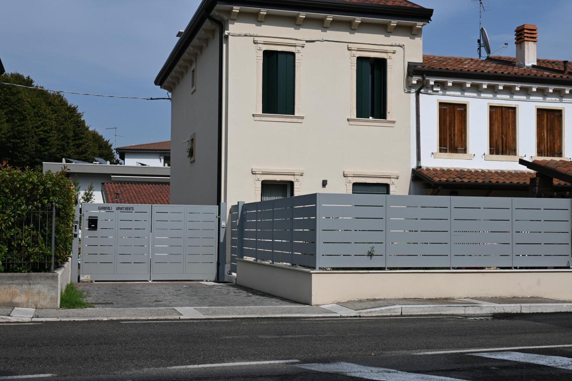 Garofoli Apartments San Giovanni Lupatoto Eksteriør billede